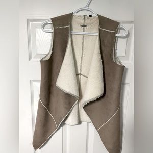 Guess vegan suede vest